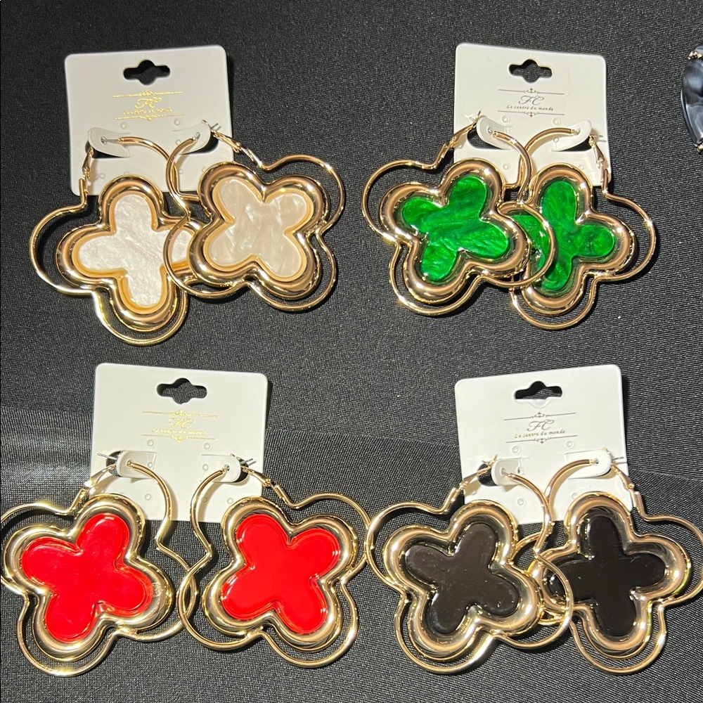 Gold and Multicolor Clover Earrings Set